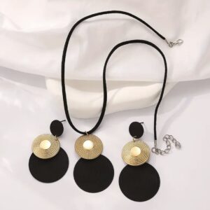 Fashion Simple Circle Texture Design Pendant Necklace