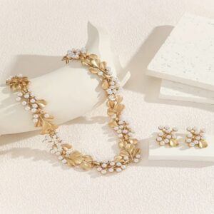 Vintage Fashion Style Imitation Pearl Necklace